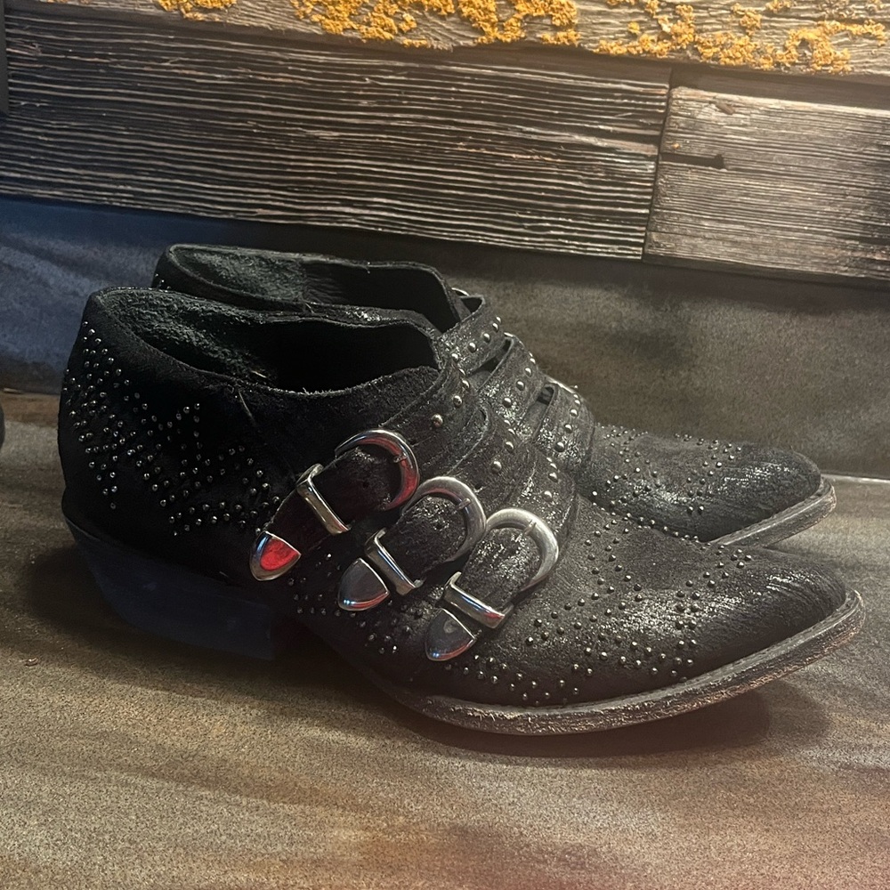 Old Gringo Ankle Bootie Slip On Roxy 7 B
Black